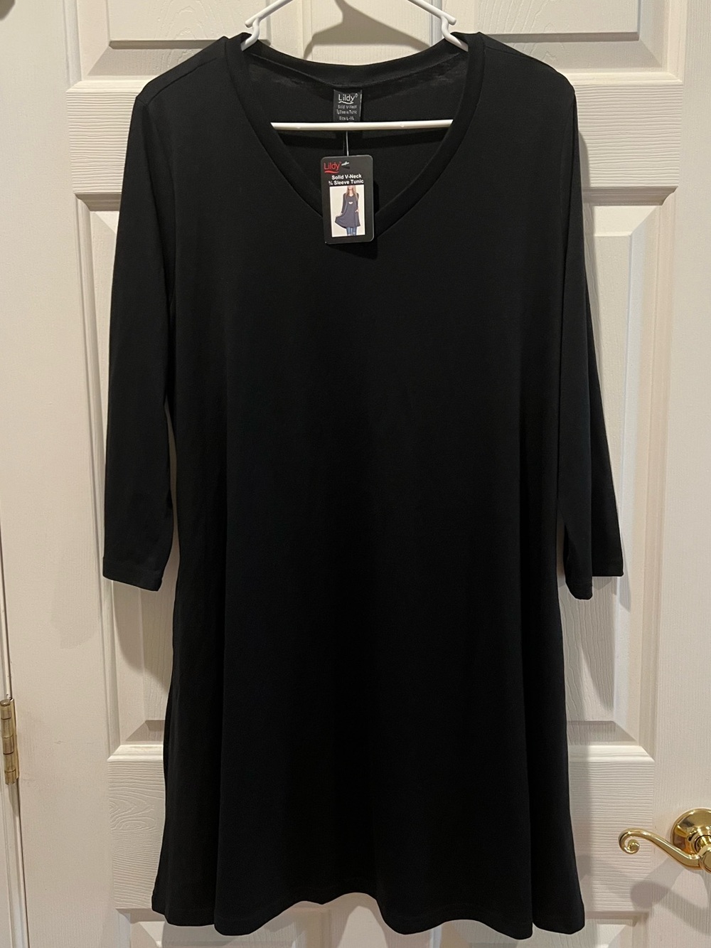 Lildy Solid V-Neck 3/4 Sleeve Tunic